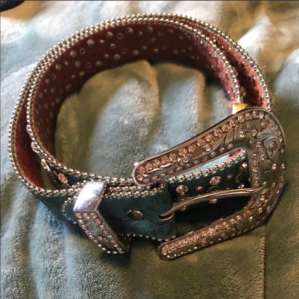 Brand new teal bedazzled belt